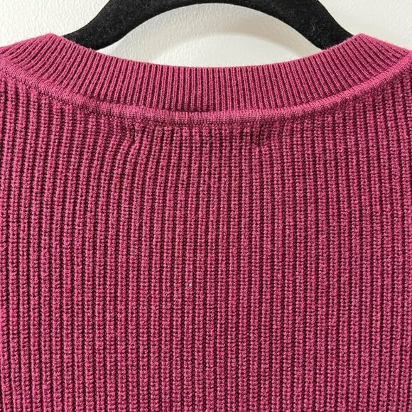 Banana Republic Burgundy Crewneck Textured Knit Classic Soft Sweater [size XL] - Picture 4 of 6